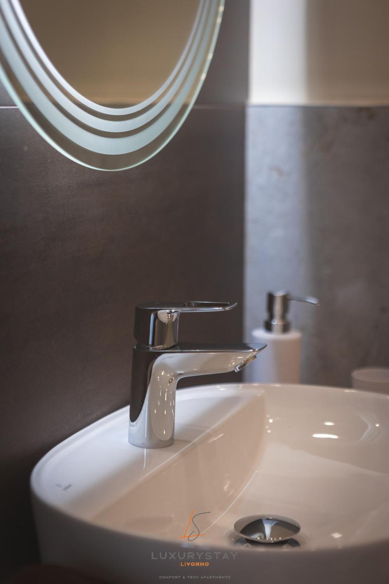Livornoluxurystay Экстерьер фото